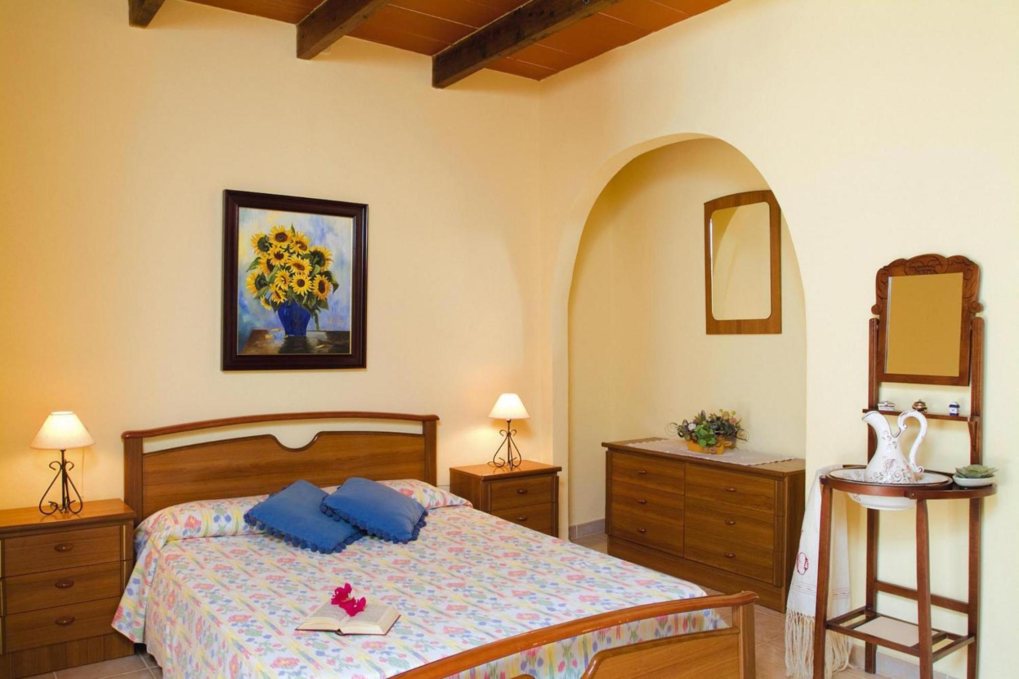 Holiday Home In Santa Margalida With Terrace Buitenkant foto